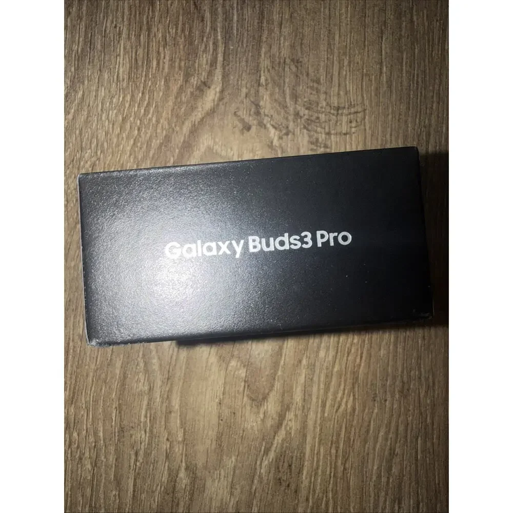 Samsung Galaxy Buds3 Pro SM-R630 True Wireless Bluetooth Earbuds Silver New